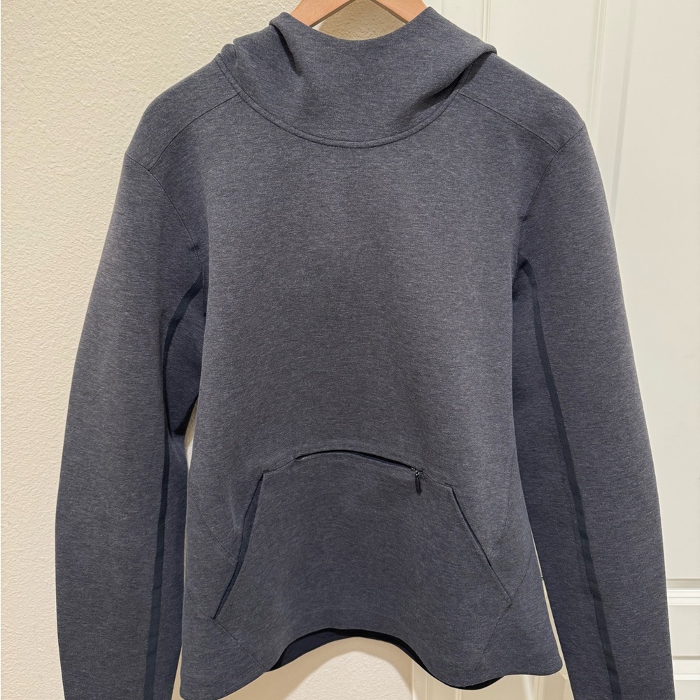 Lululemon Licensed to Train Pullover